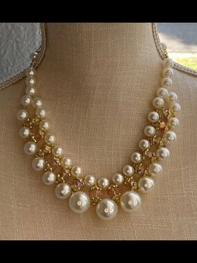 Classic Ivory Pearl and Gold Statement Necklace
